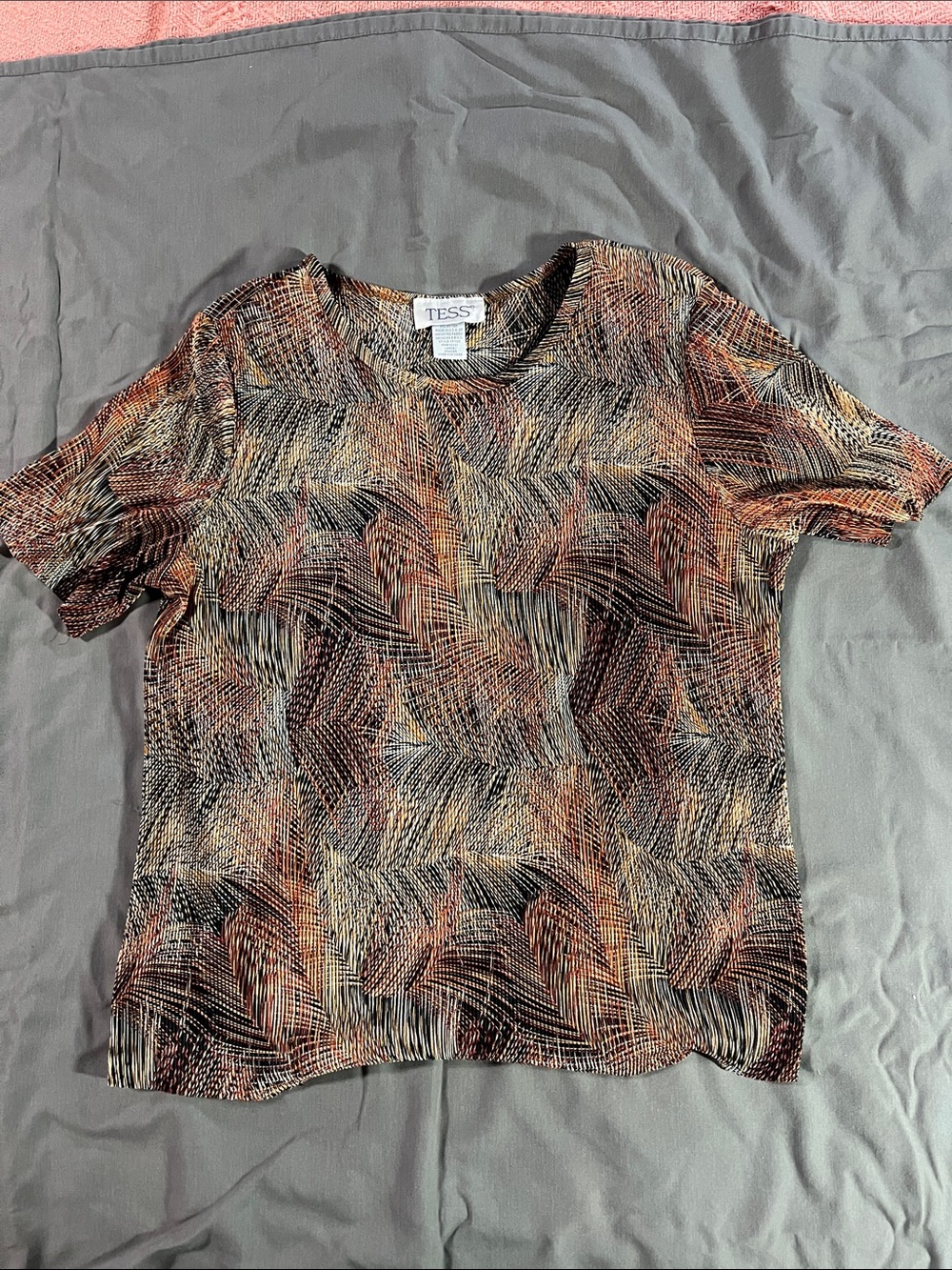 Tess Short Sleeve Patterned Tee in multi colored micropleat blouse